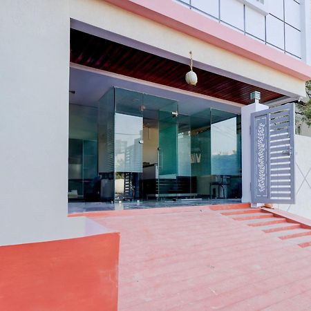 Super Townhouse Nanak Ram Guda Near Waverock Sez 하이데라바드 외부 사진