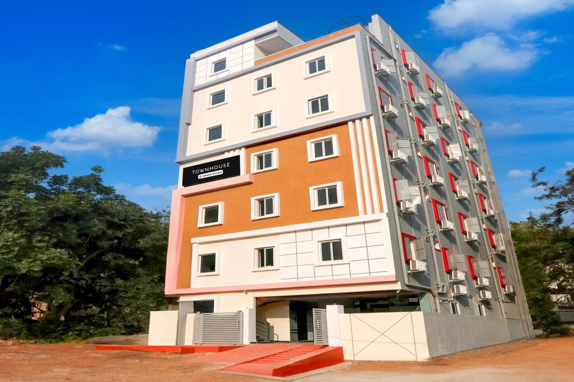 Super Townhouse Nanak Ram Guda Near Waverock Sez 하이데라바드 외부 사진