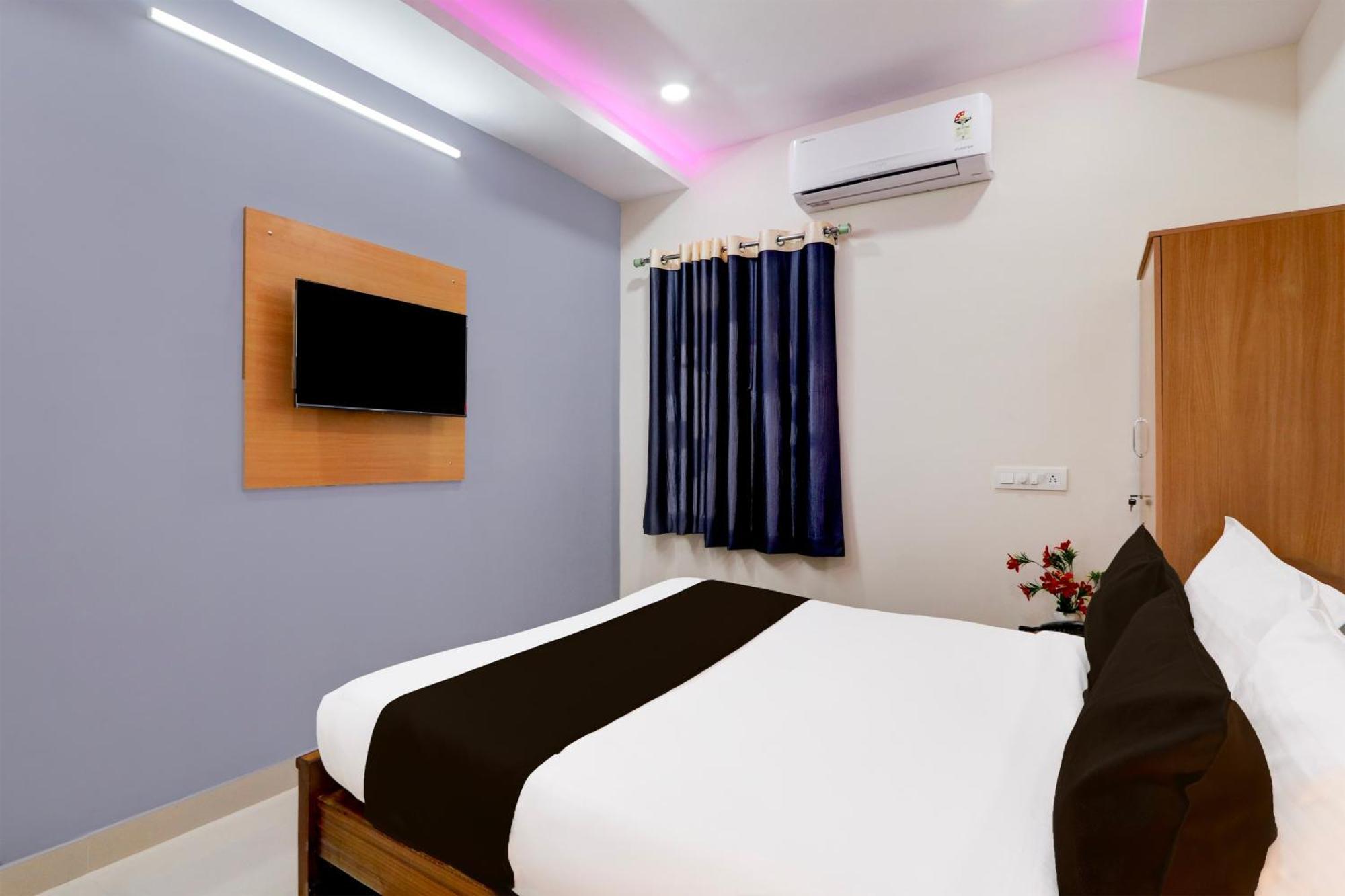 Super Townhouse Nanak Ram Guda Near Waverock Sez 하이데라바드 외부 사진