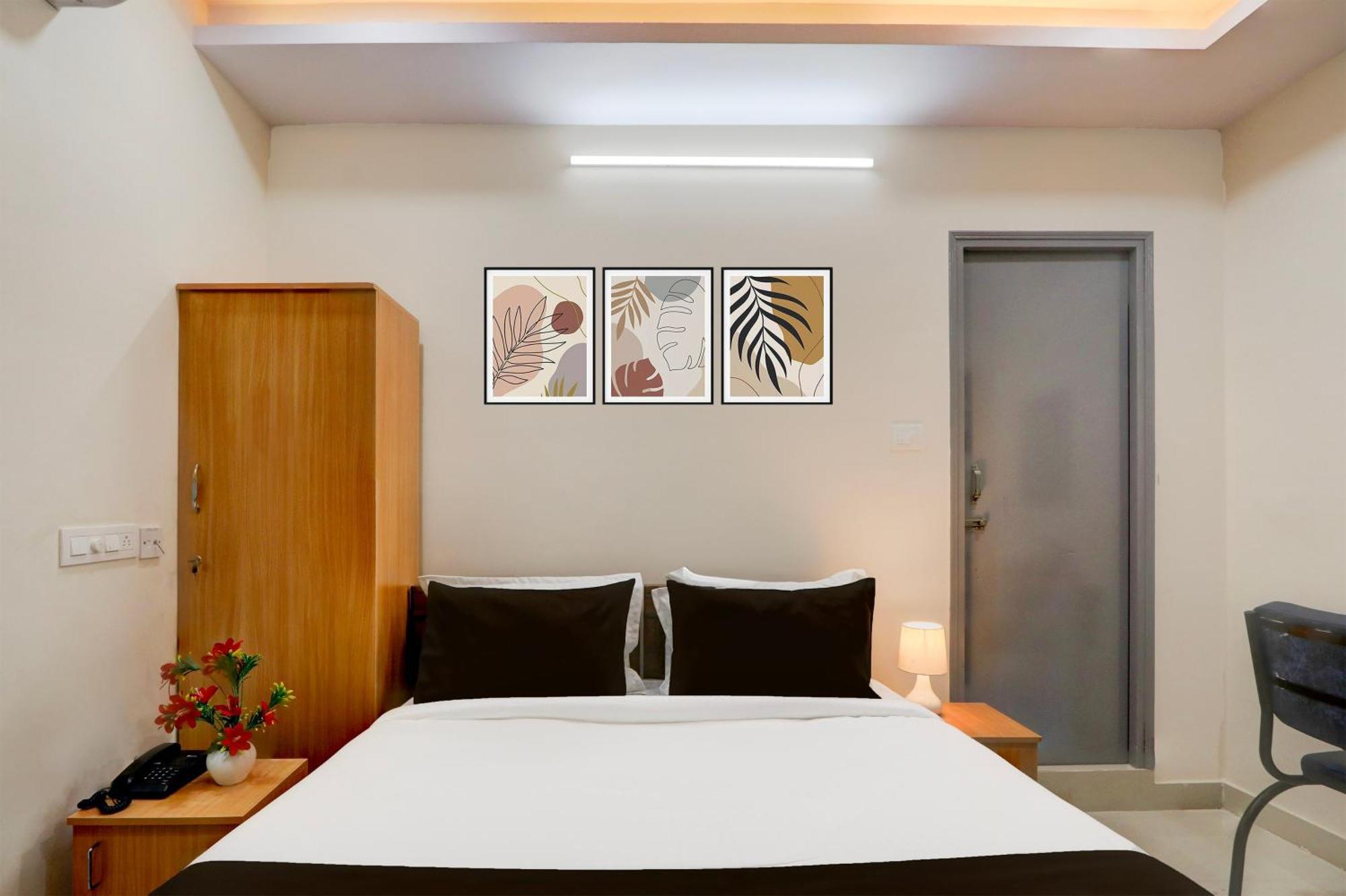 Super Townhouse Nanak Ram Guda Near Waverock Sez 하이데라바드 외부 사진