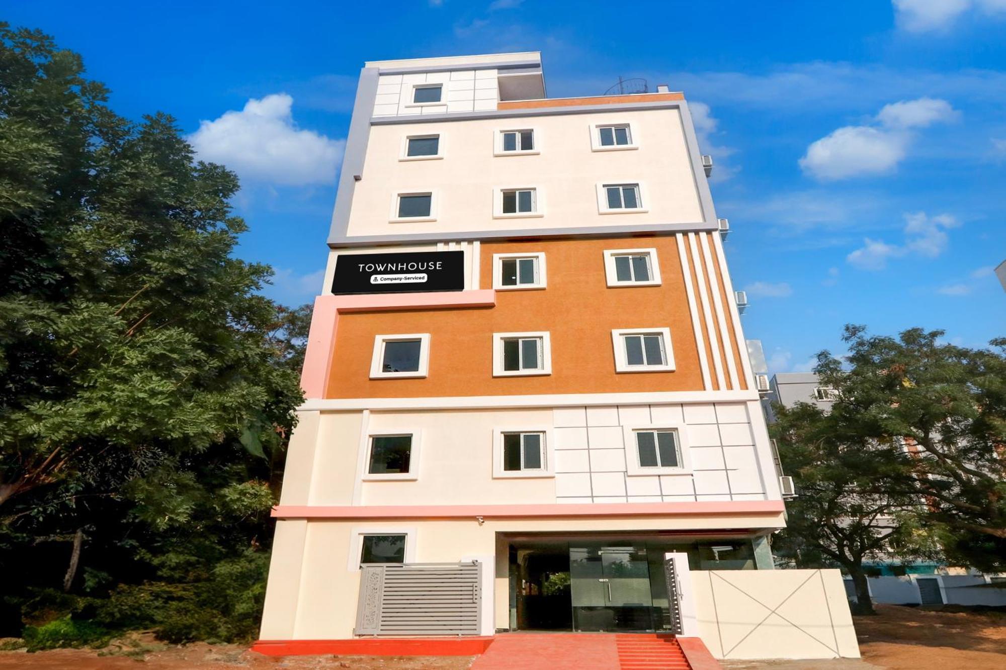 Super Townhouse Nanak Ram Guda Near Waverock Sez 하이데라바드 외부 사진